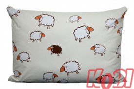 Poszewka bawełniana rozmiar 50x70 baranki ecru 1056 KOBI