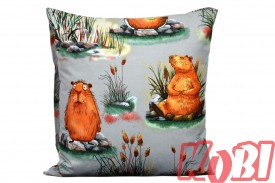 Poszewka bawełniana rozmiar 40x40 Kapibara szare tło 3521 Kobi