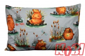 Poszewka bawełniana rozmiar 40x60 Kapibara szare tło 3521 Kobi