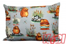 Poszewka bawełniana rozmiar 50x70 Kapibara szare tło 3521 Kobi