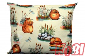 Poszewka bawełniana rozmiar 50x60 Kapibara kremowe tło 3522 Kobi