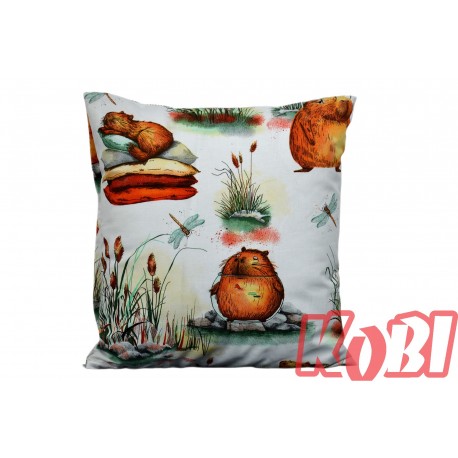 Poszewka bawełniana rozmiar 40x40 Kapibara białe tło 3523 Kobi