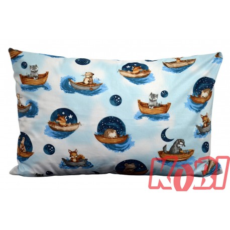 Poszewka bawełniana rozmiar 40x60 Zwierzątka w łodziach nocą D83 Kobi