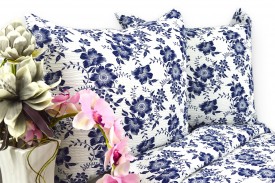 Pościel z kory rozmiar 140x200 granatowe kwiaty na białym tle 2130w Kobi